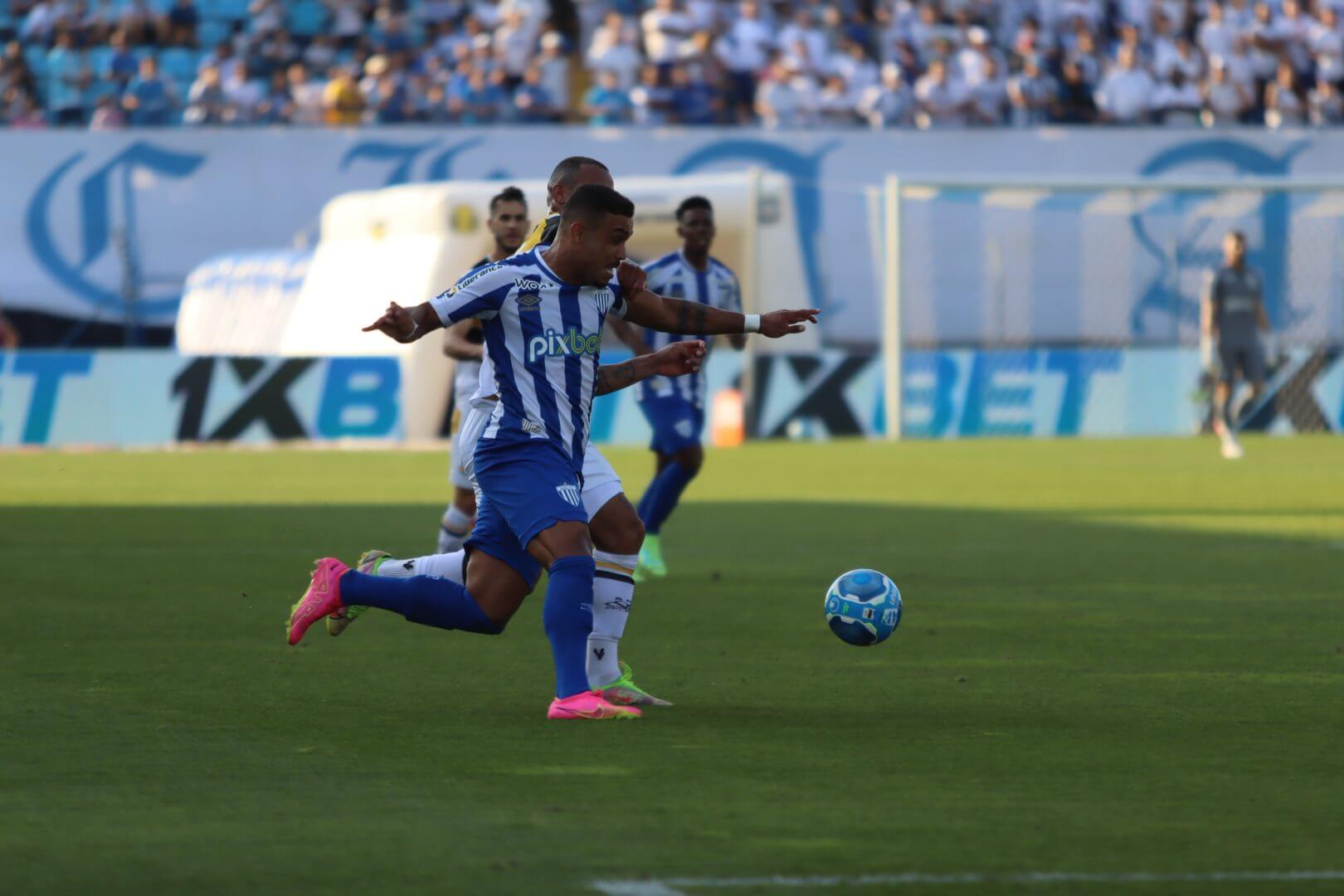 nhan-dinh-soi-keo-coritiba-vs-avai-luc-2h00-ngay-1-6-2025