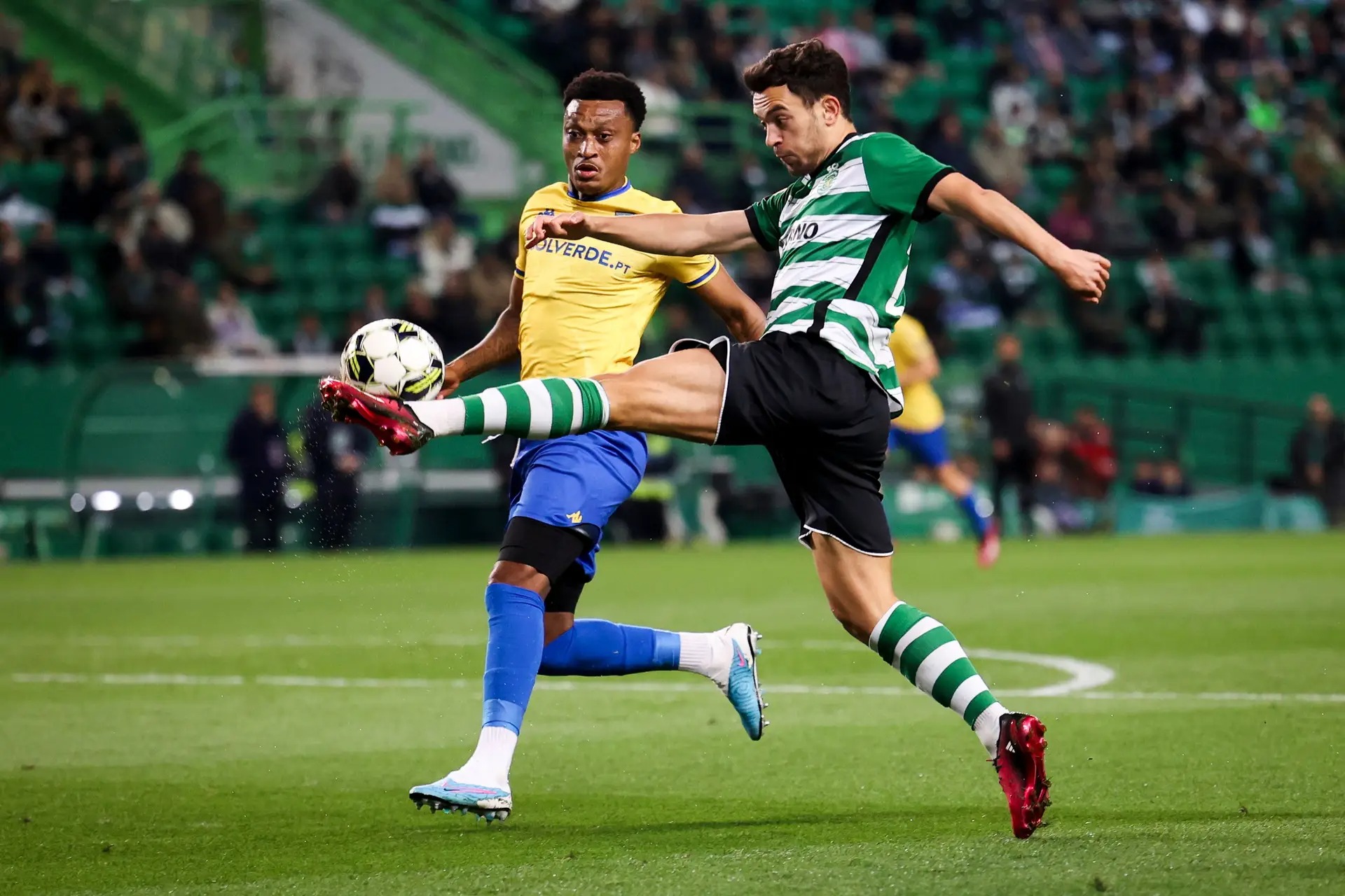 Nhận định soi kèo Sporting Lisbon vs Estoril lúc 03h45 ngày 28/2/2026 nhan-dinh-soi-keo-sporting-lisbon-vs-estoril-luc-03h45-ngay-28-2-2026-1