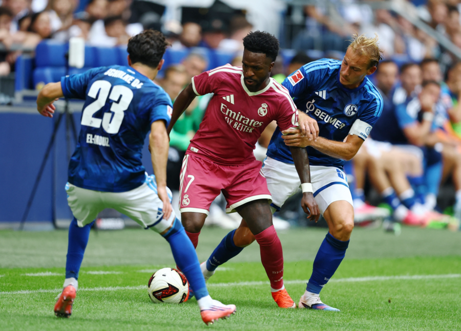 Schalke 04 vs Real Madrid (22:00 - 16/08)